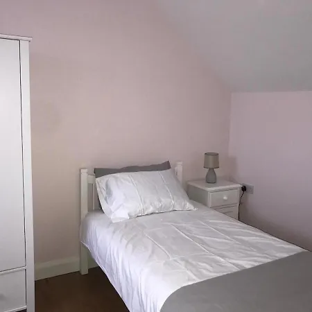 Дом отдыха Charms Guest *