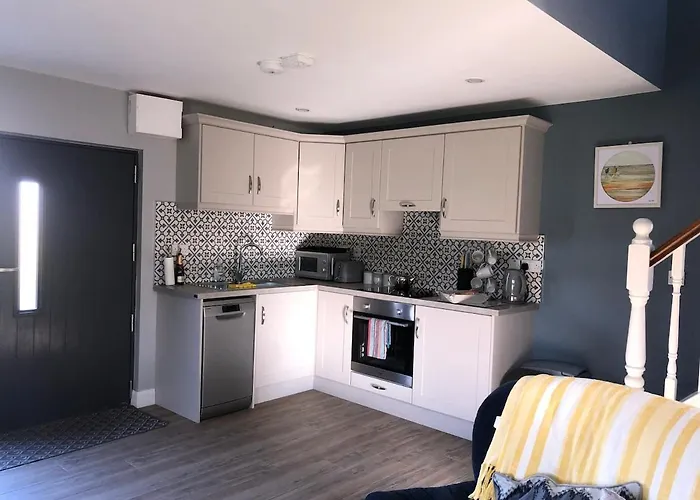 Charms Guest Дом отдыха *